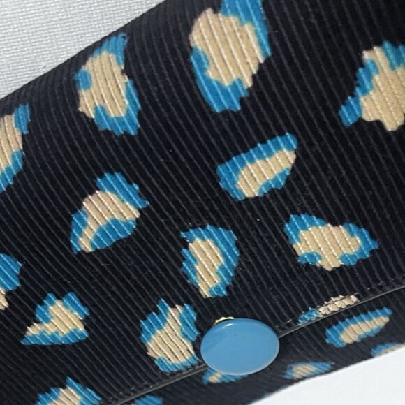 Marc Jacobs Abstract Leopard Print Corduroy Flap Clutch Blue Beige Button - Picture 13 of 16